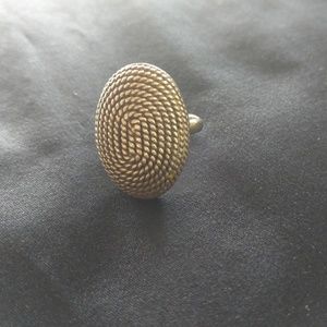 Sterling Silver Ring w/ Rope Design